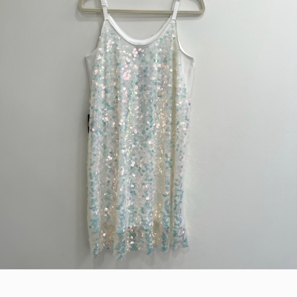 NWT Torrid White Iridescent Sequin Party Dress Size 00/M - Picture 4 of 9